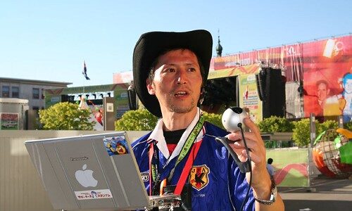 ドイツからインターネット放送中！