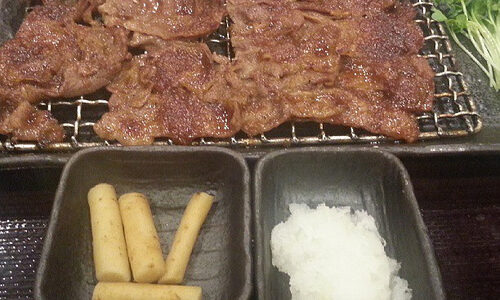 新宿でプレモル生150円で飲める、ファーストフード店感覚の干物定食屋、しんぱち食堂