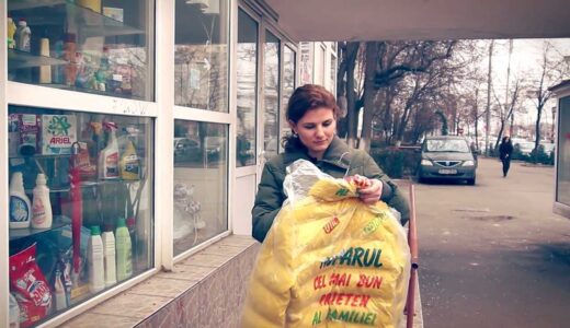 募金よりもすばやくホームレスを救ったクリーニング店のハンガーのお話