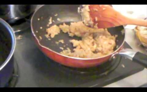 イベリコ・サルシッチョン　イベリコサラミとお手製ナンとカレー