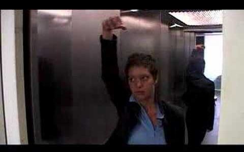 セカンドライフをリアルの世界で表現すると…