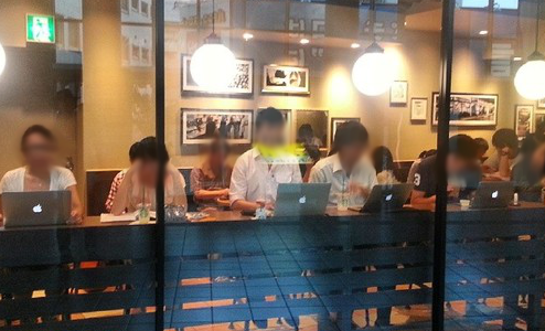 スターバックスでMacBookAirな人がカッコよすぎて困る！