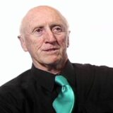 「情報は自由になりたがる」スチュワート・ブランド　Information want to be free by Stewart Brand 1984