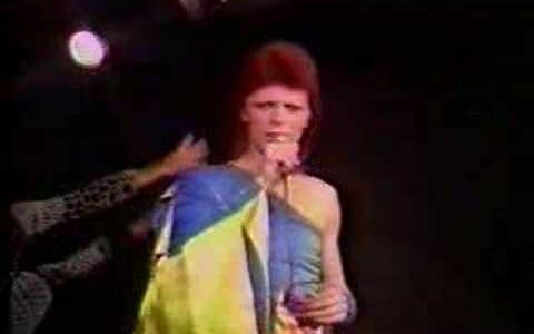 下のソーシャルリンクからフォロー