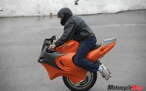 セグウェイみたいなバイク　Uno