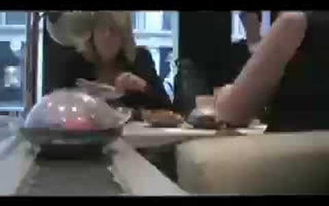 下のソーシャルリンクからフォロー