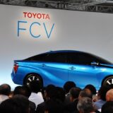 720万円のクルマは買えなくても520万円なら買える層に、国が200万円もタダであげてしまうという話