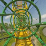 誰が何のために家の中にコースター走らせるのか？ ‪#‎StrapYourselfIn‬