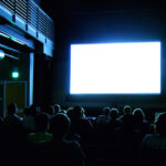 国内映画興行収入が2000億円回復４年ぶり…といっても牽引はアナ雪