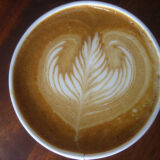 SEVEN CAFEサービスの省力化が嫌ならばミルクをひとつづつ差し出すべき！