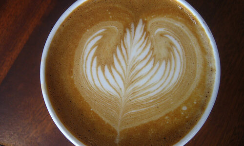 SEVEN CAFEサービスの省力化が嫌ならばミルクをひとつづつ差し出すべき！