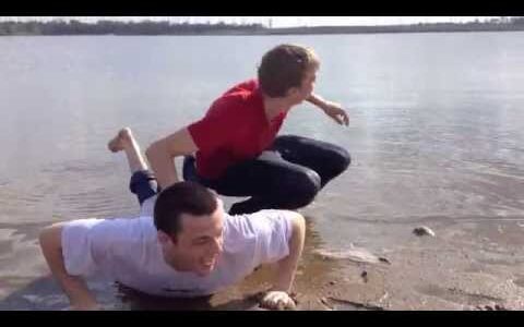 殺伐としたニュースの合間にどうぞ！ゆずの「夏色」底抜けカバー（笑）