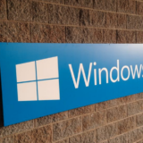 マイクロソフトのWindows10の名称もやはりシンプル化できなかった