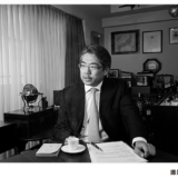 日本人のマゾ体質をあぶり出す出羽守（アメリカでは、欧米では）の「でわのかみ」スティーブ・モリヤマのコラム