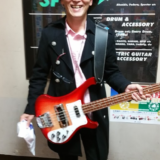 Rickenbacker4003S ピックアップカバーの外し方