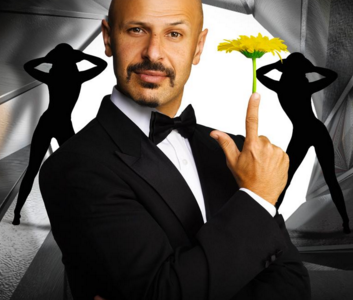 中東の人種ネタを笑い飛ばす中東系のコメディアン、マズ・ジョブラニ