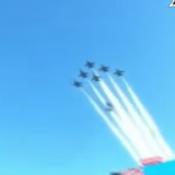 ラストのジェット機の登場、まさにミラクル！スーパーボウル2016年、レディガガの国家独唱　星条旗よ永遠なれ