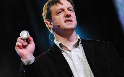 エストニアの『Li-Fi』は、Wi-Fiのインフラをアップデートするか？140億の電灯インフラがWi-Fiに置き換わる時