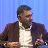 ソフトバンク副社長、ニケシュ・アローラが退任 2016年の年俸80億円,2015年は165億円