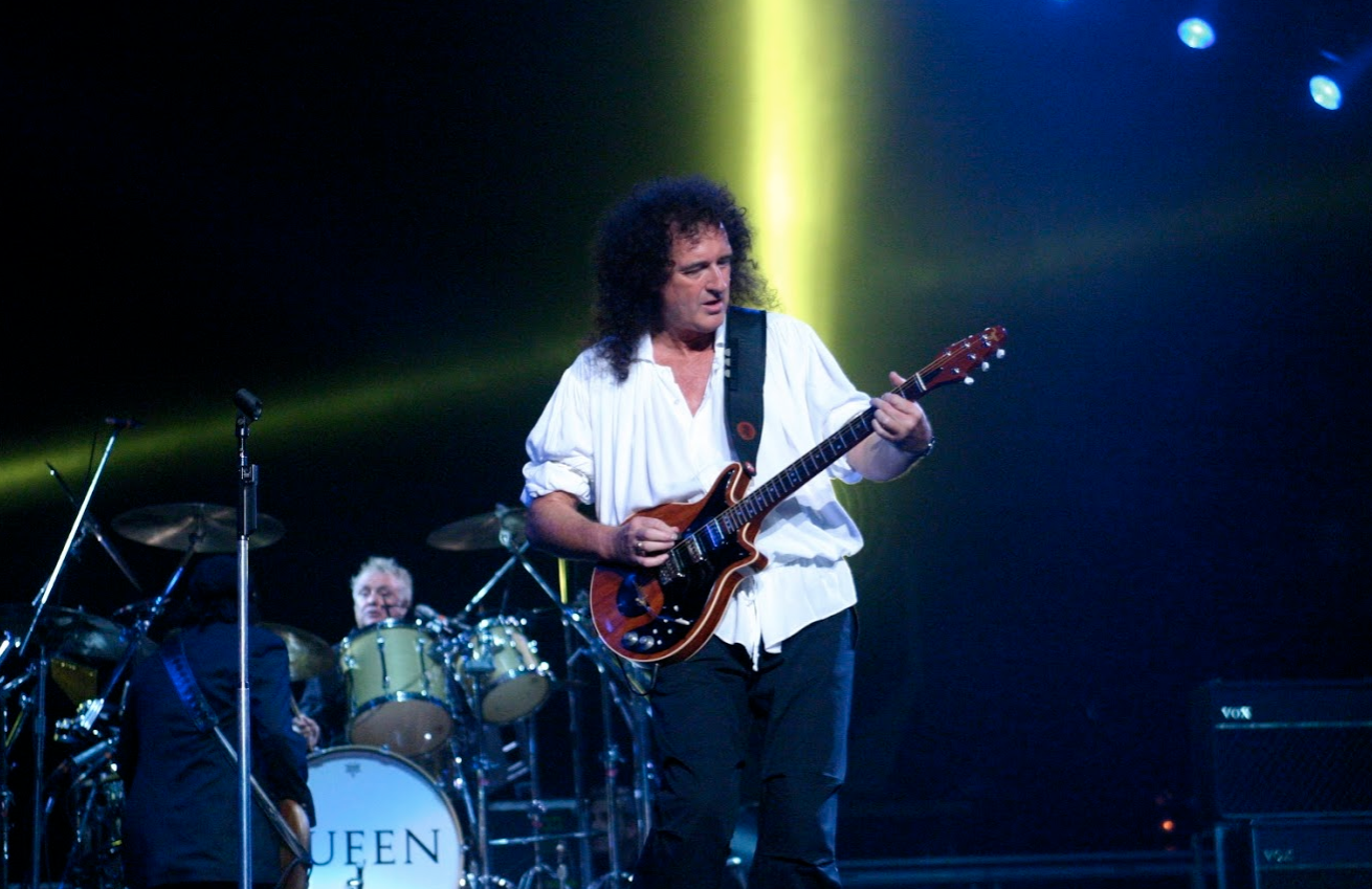 ポール・ロジャースを加えた新生クイーン来日！実況レポート2005年