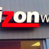 米ヤフー、米ベライゾンに48億ドル売却直前。問題はヤフージャパンの親会会社ソフトバンク傘下への影響。米スプリントは直接的な競合