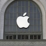 アップル、自動運転車のプロジェクトを見直しの可能性