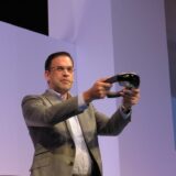 Microsoft HoloLens 祝！日本でも発売決定！しかし50万円以上！というトンデモない値段になること必須！