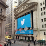 米twitter社　上場45.10ドル　時価総額316億ドル　3兆1600億円　2013/11/07