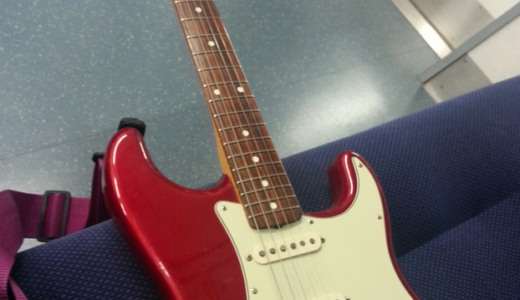 フェンダー ストラトキャスター CARキャンディアップルレッド