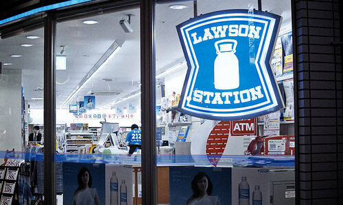 人手不足で「無人レジ」に舵を切ったローソンの皮算用