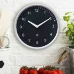 amazonのLED搭載のアナログ時計 「Echo Wall Clock」29.99ドル