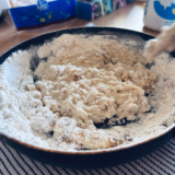 フライパンだけで作る自家製パン　ドライイーストと強力粉